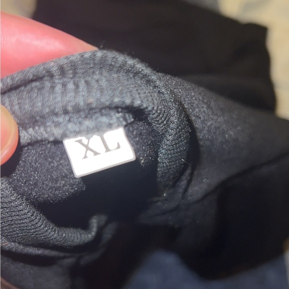 HELLO BEAR Sweatshirt *READ DESCRIPTION* - Picture 3 of 3